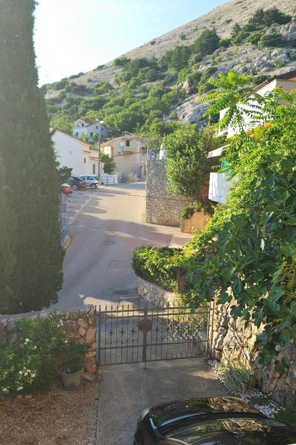 Studio Apartman Stara Baška Extérieur photo