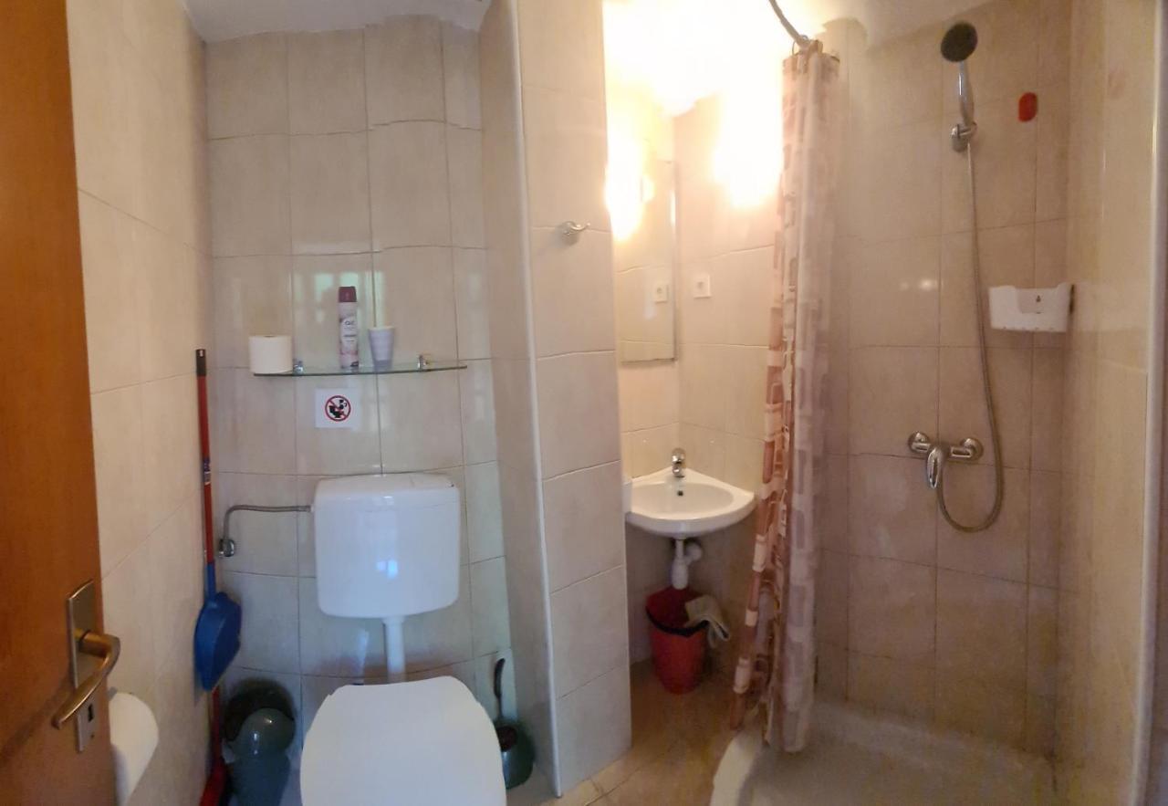 Studio Apartman Stara Baška Extérieur photo