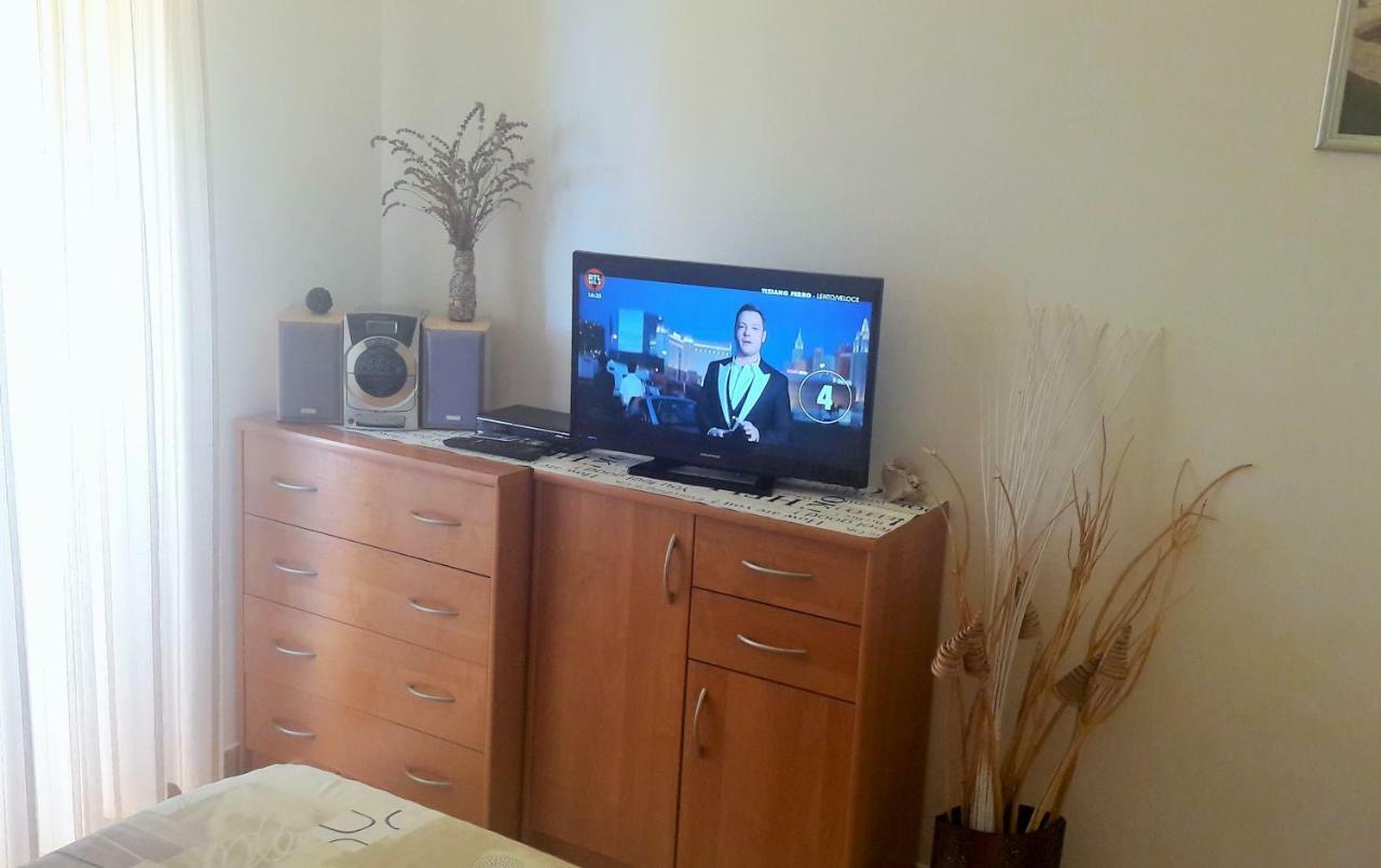 Studio Apartman Stara Baška Extérieur photo